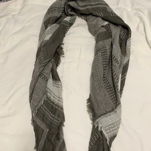 Gray scarf